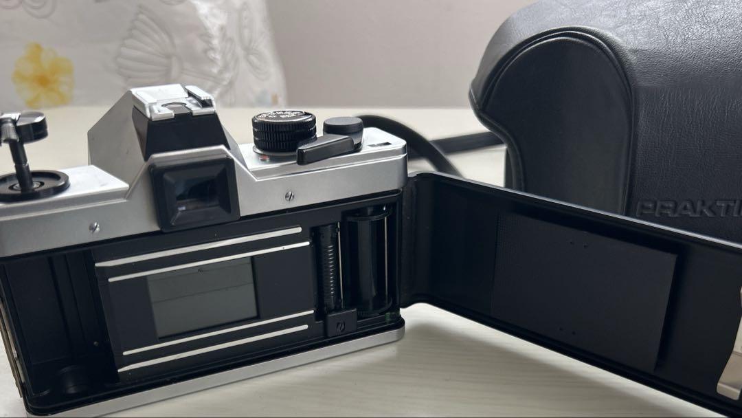 PRAKTICA プラクチカ MLT50 ケース、未使用フィルム(x2)付き