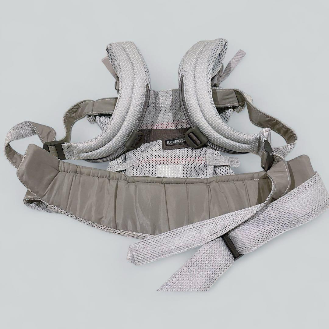 【美品】babybjorn ベビービョルン ハーモニー 抱っこ紐 シルバー BabyBjorn ベビービョルン ベビーキャリア HARMONY (シルバー
