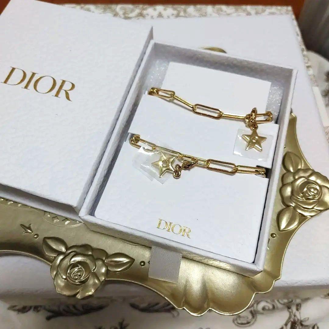 Dior ゴールド 星型ブレスレット