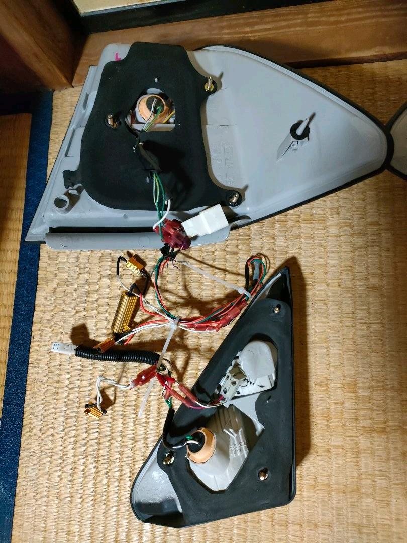 人気定番HOT 30 31セルシオ後期寒冷地スモークテールランプ左右 CFzed-m26298996770 最新品通販