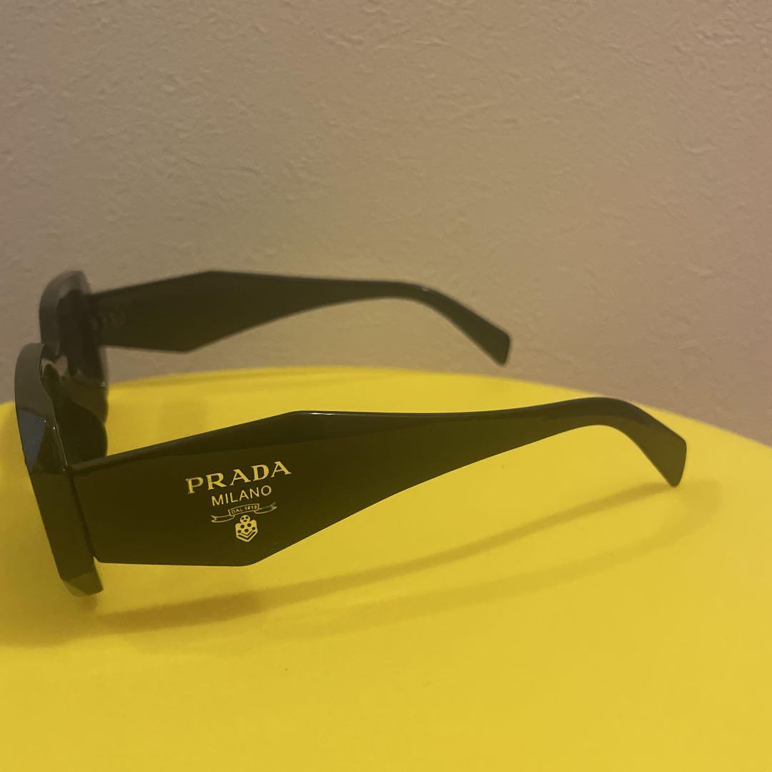 PRADA サングラス