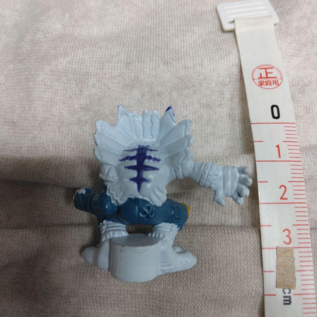Digimonプニモン、ツノモン、ガルルモン2、ワーガルルモン