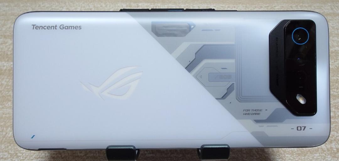 ASUS ROGPhone7 メモリー8GB ストレージ256GBモデル