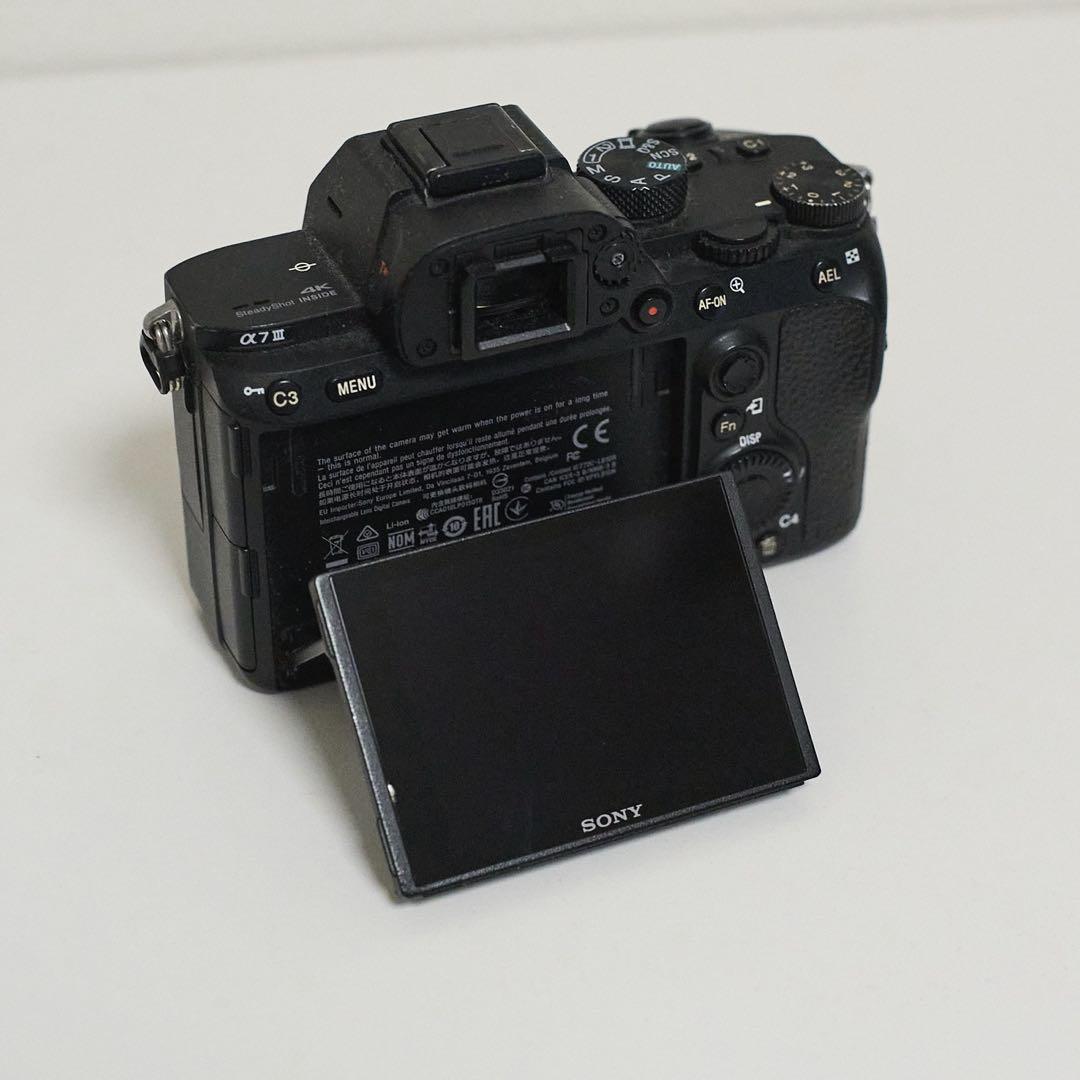 Sony α7III 本体のみ　早い者勝ち