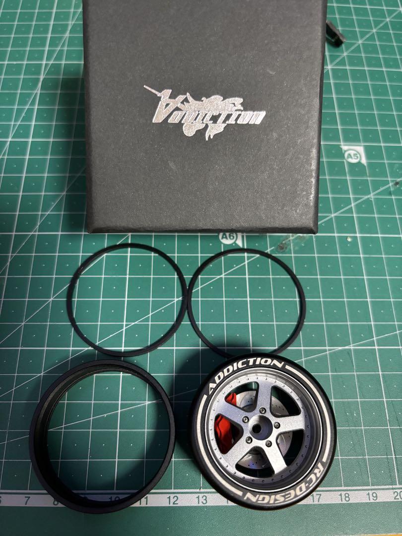 RC-DESIGN ADDICITION ステアリングホイール