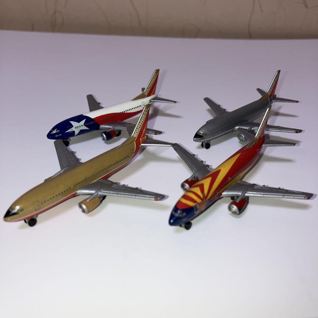 【4機セット】サウスウエスト航空 B737-300 ヘルパウィングス1/500