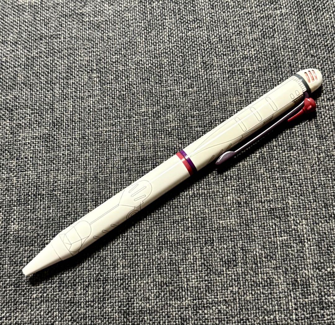 希少　未使用品　ヒーローの書き心地　モビルスーツ　キュベレイ　油性ボールペン 希少 未使用品 ヒーローの書き心地 モビルスーツ キュベレイ