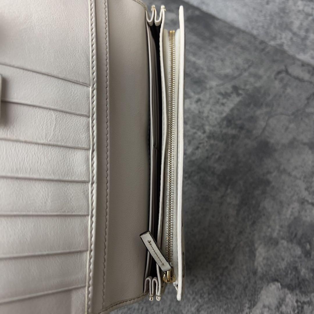 GUCCI グッチ