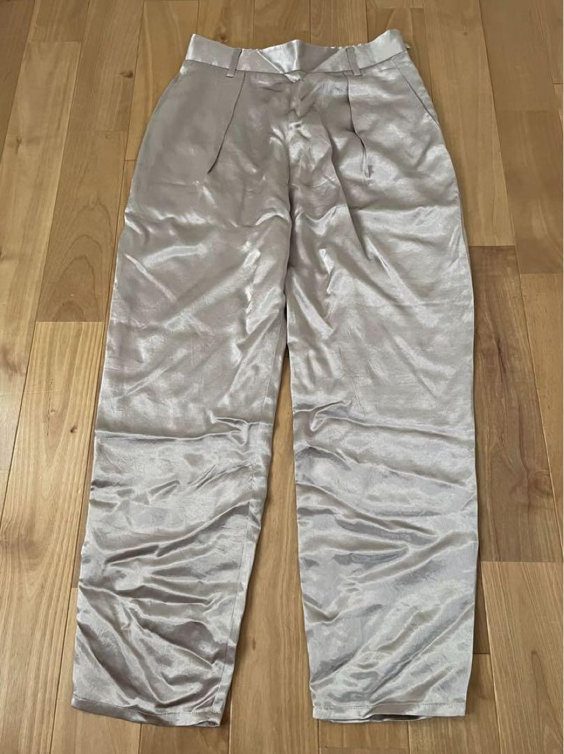 美品【M's GRACY】デニムガウチョパンツ　クロップド　かわいい　38サイズ 美品【Ms GRACY】デニムガウチョパンツ クロップド かわいい 38
