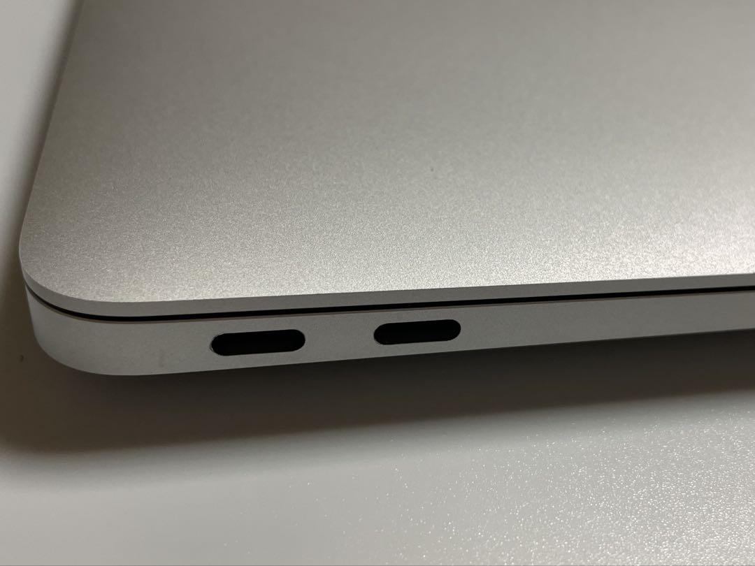 在庫処分 半額 バッテリー95% 37回 Air MacBook 256GB 16GB M1 MacBook本体