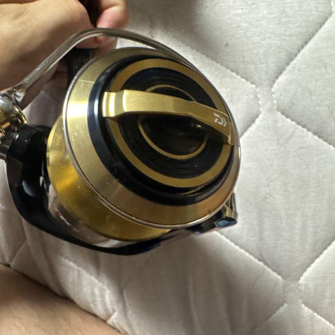 20ソルティガ② 18000H スピニングリール