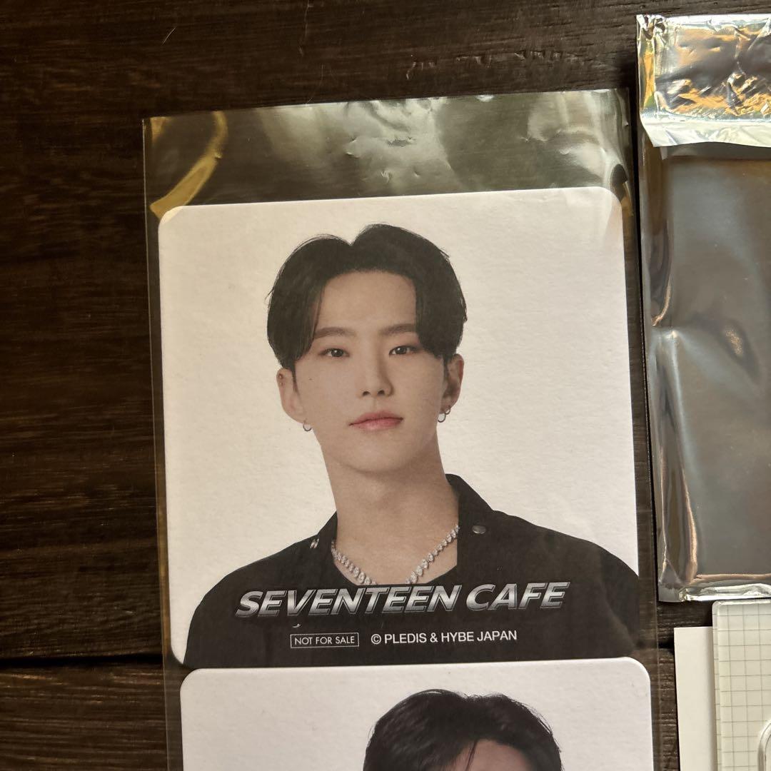 まとめ売り　SEVENTEEN 【 ジョンハン 】 カフェ　入場特典　アクスタ seventeen cafe 2021 ジョンハン アクスタ コースター - メルカリ