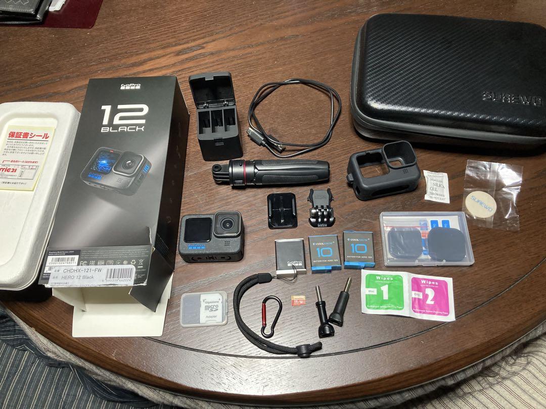 GoPro 12 Black 本体と付属品