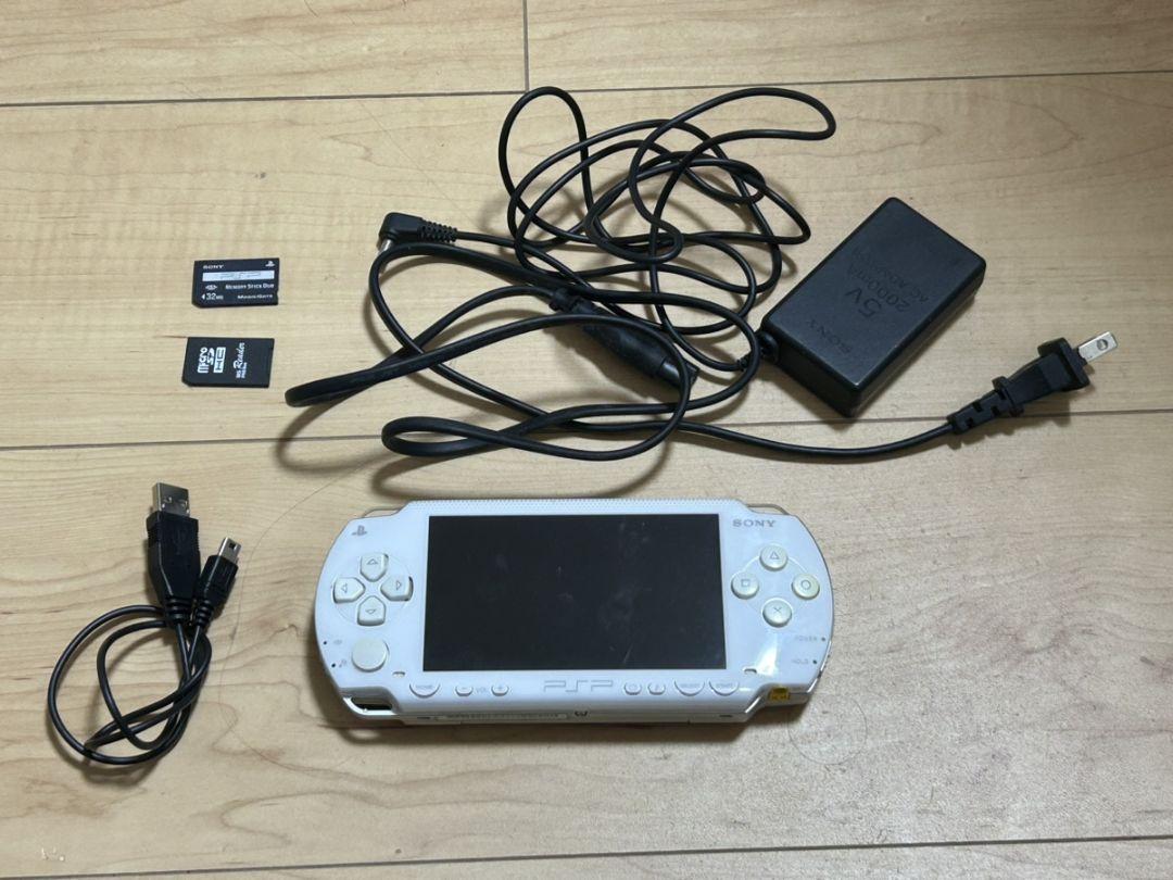 ホワイト PSP-1000 本体　ソフト3点