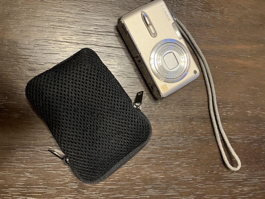 Panasonic LUMIX DMC-FX-07 シルバー