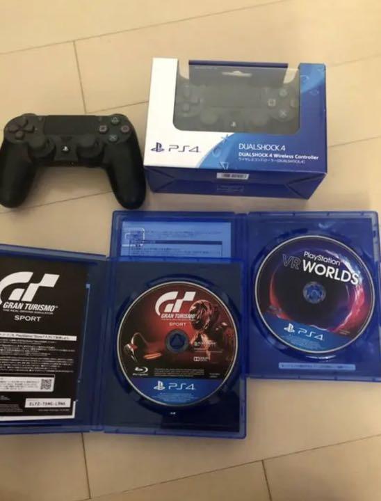 PS4本体・VR・コントローラー2つ・move2つ・ソフト5本おまけ 箱コード有 売りファッション PS4本体とカセット5本とコントローラー2つ その他