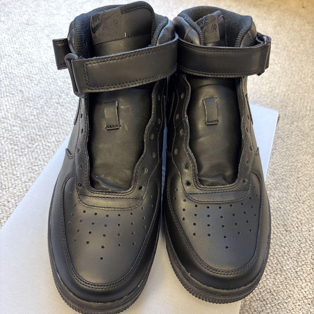 Nike Air Force 1 ブラック レザー