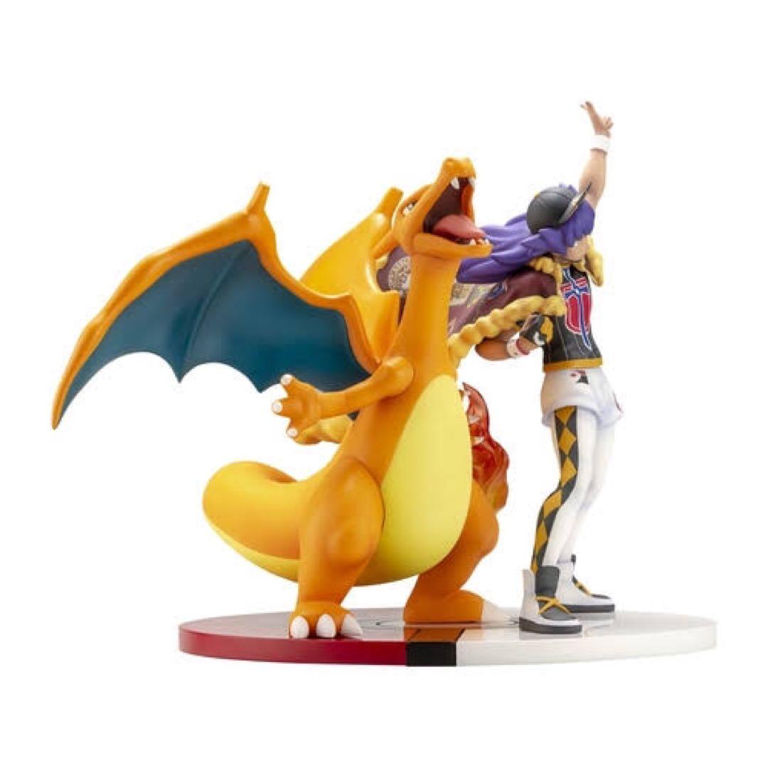 【新品・未開封】ポケモンセンターオリジナル フィギュア ダンデ & リザードン
