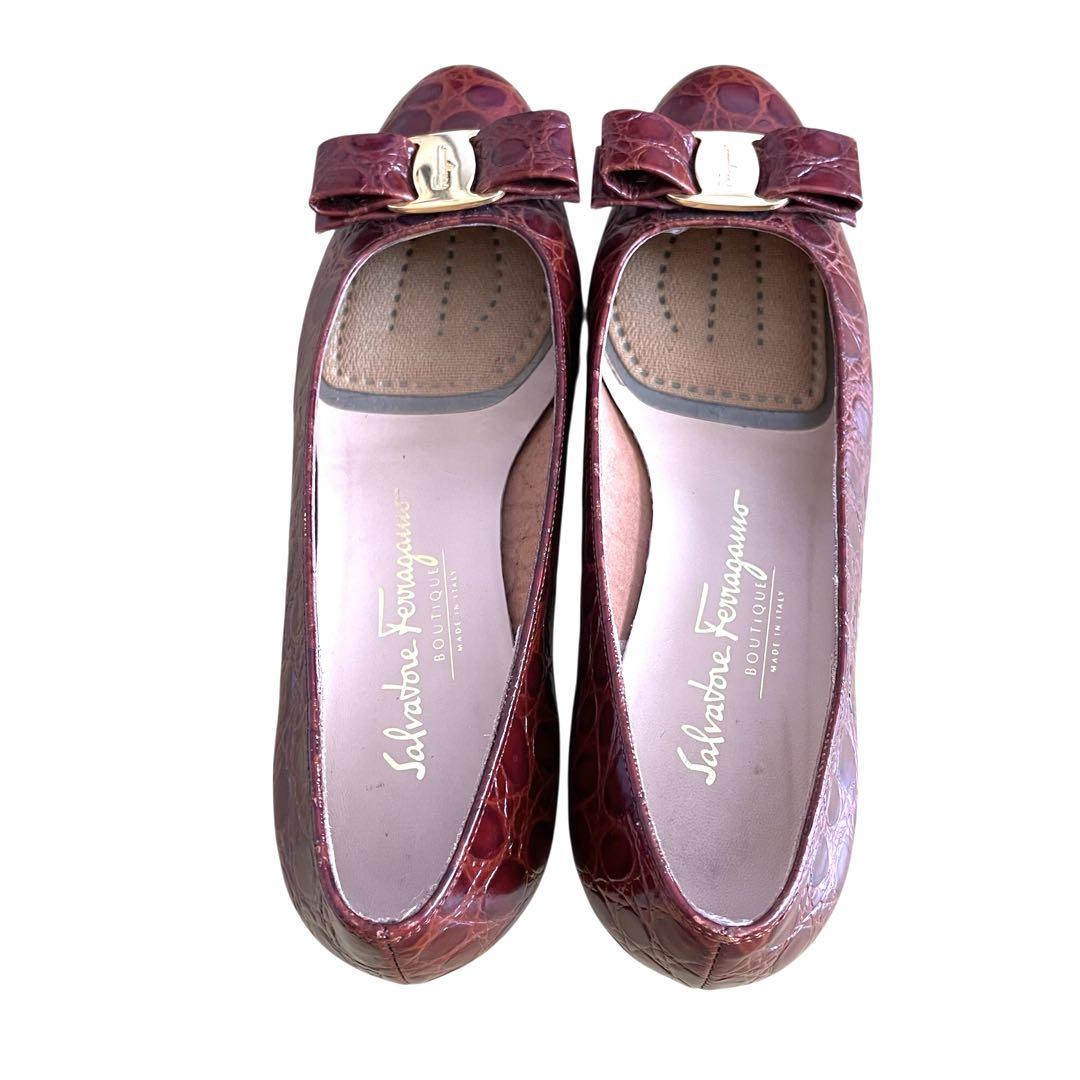 【極美品】Ferragamo/フェラガモ/パンプス/ヴァラ/クロコ/茶色/7.5