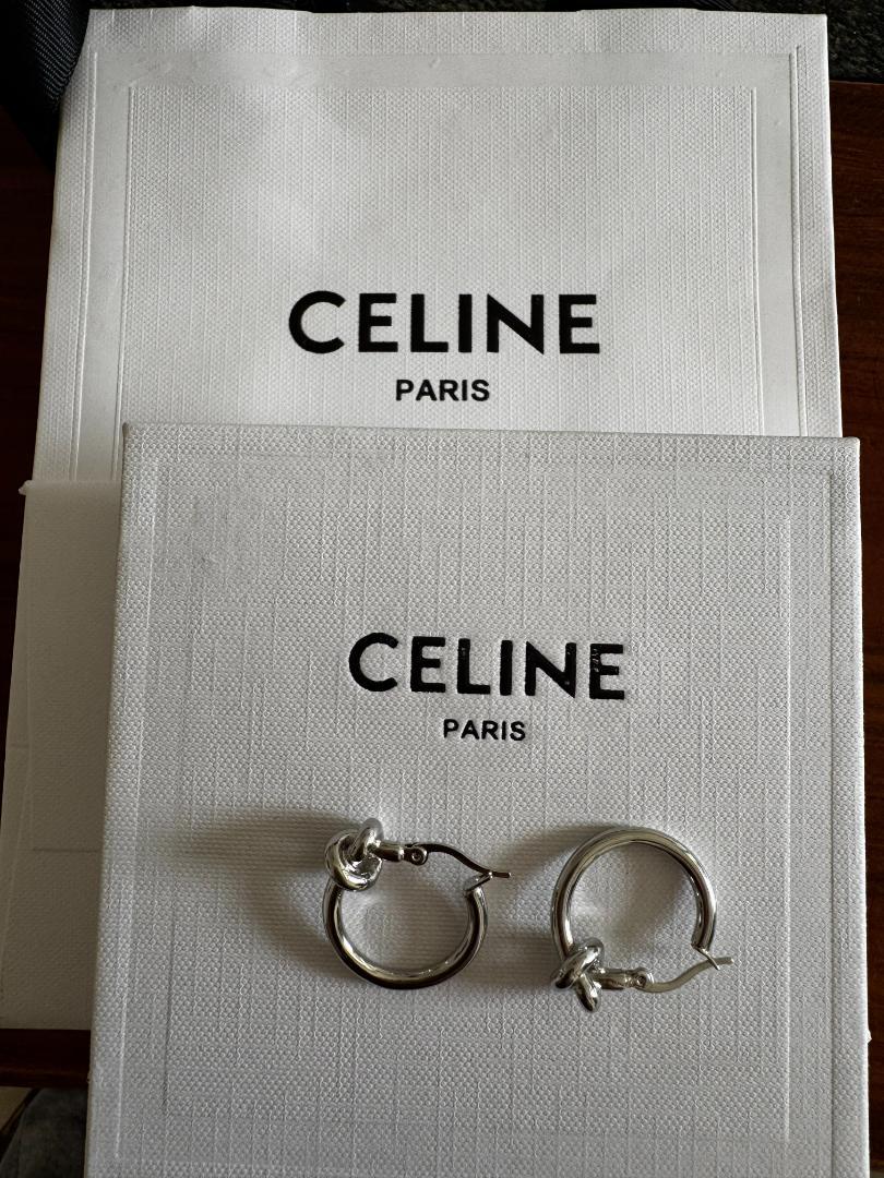 Celinaのシルバーリングピアス 両耳用