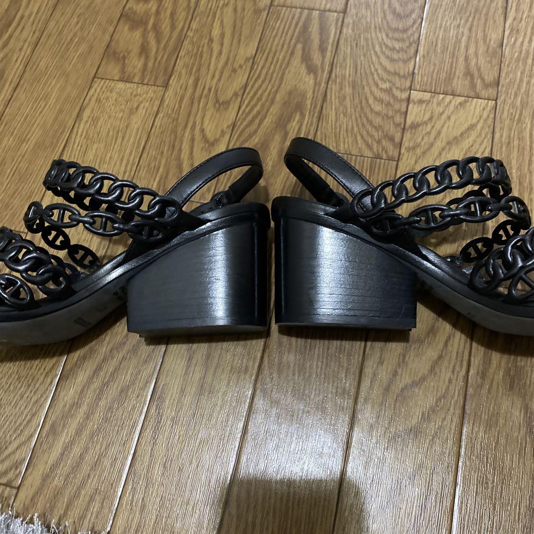 エルメス シューヌダンクルサンダル