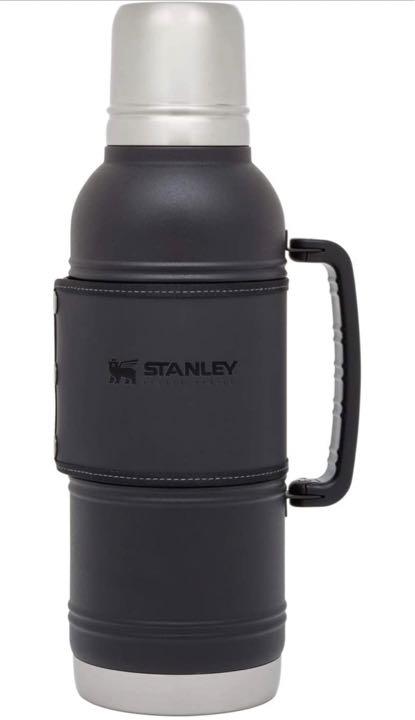 スタンレー レガシー真空ボトル(1.9L/マットブラック) STANLEY スタンレー レガシー 真空ボトル 1.9L カップ付 水筒 蓋