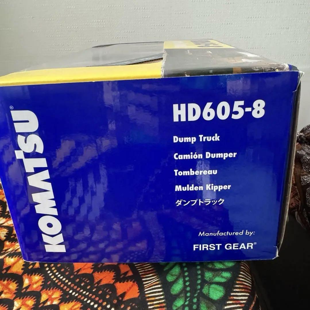 KOMATSU HD605-8 ダンプトラック 1:50