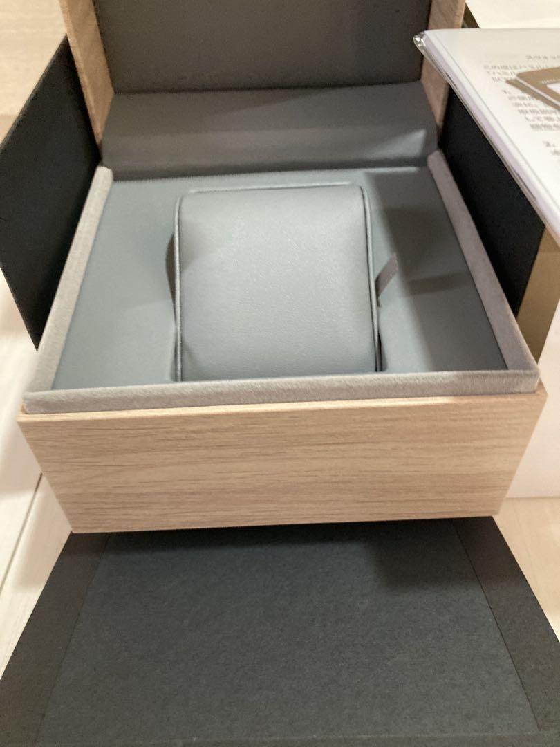 定価134,200円　新品　HAMILTON Ventura