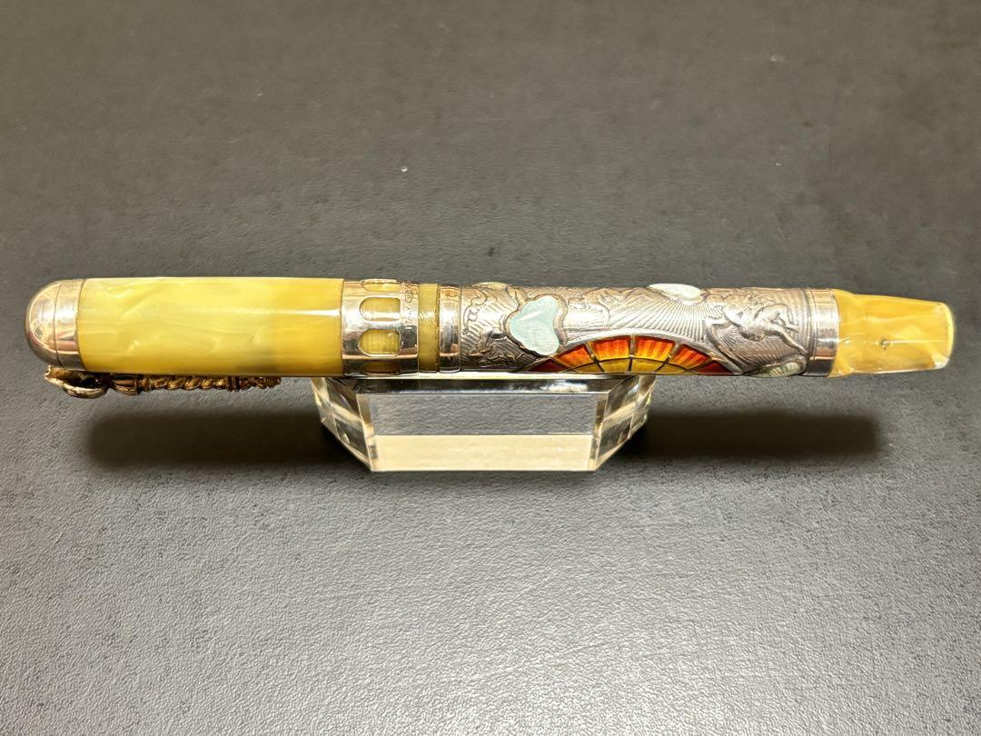 Montegrappa モンテグラッパ　万年筆　テルティオ・ミレニーオ