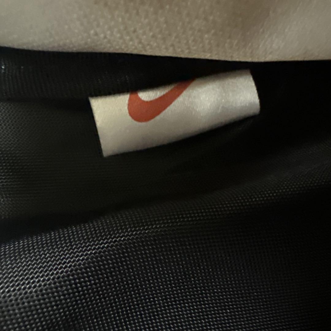 NIKE  ビンテージ　ワンショルダーバッグ　ボディーバッグ　old nike