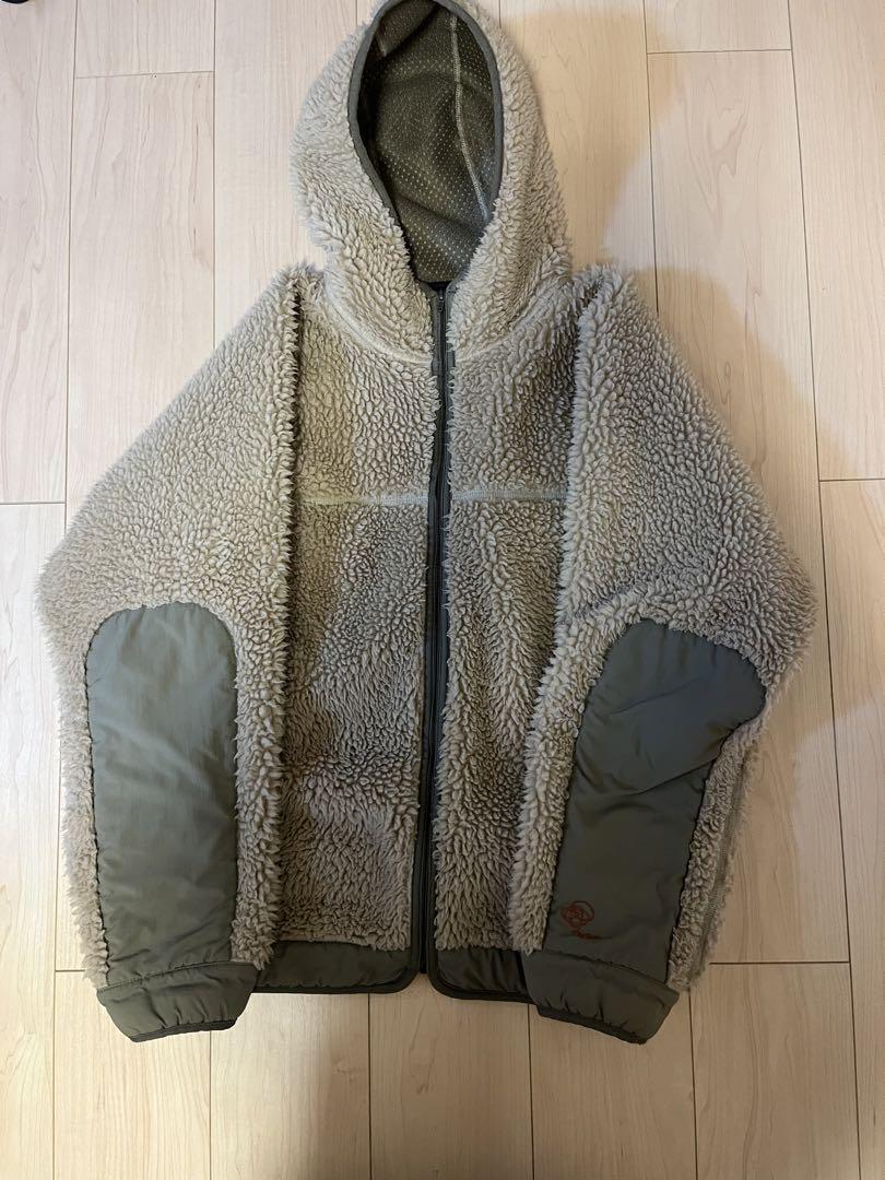 Patagonia レトロリズムフーディ　Mサイズ