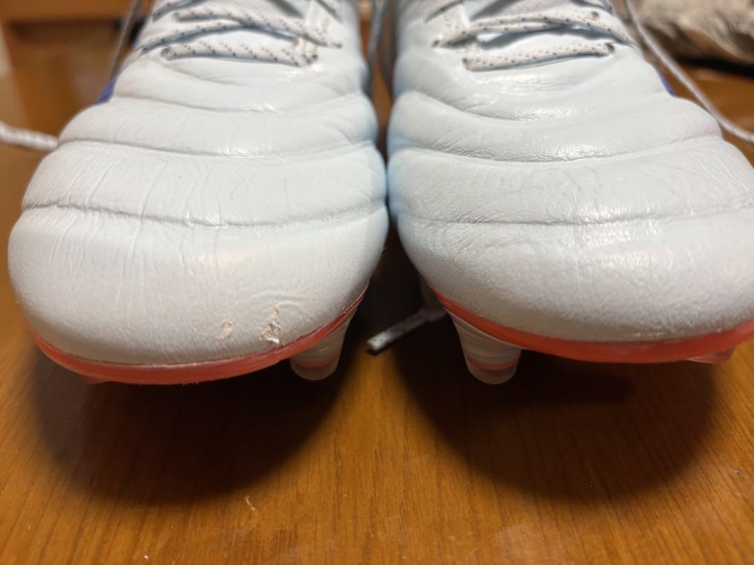 adidas サッカーシューズ ホワイト/ブルー FG