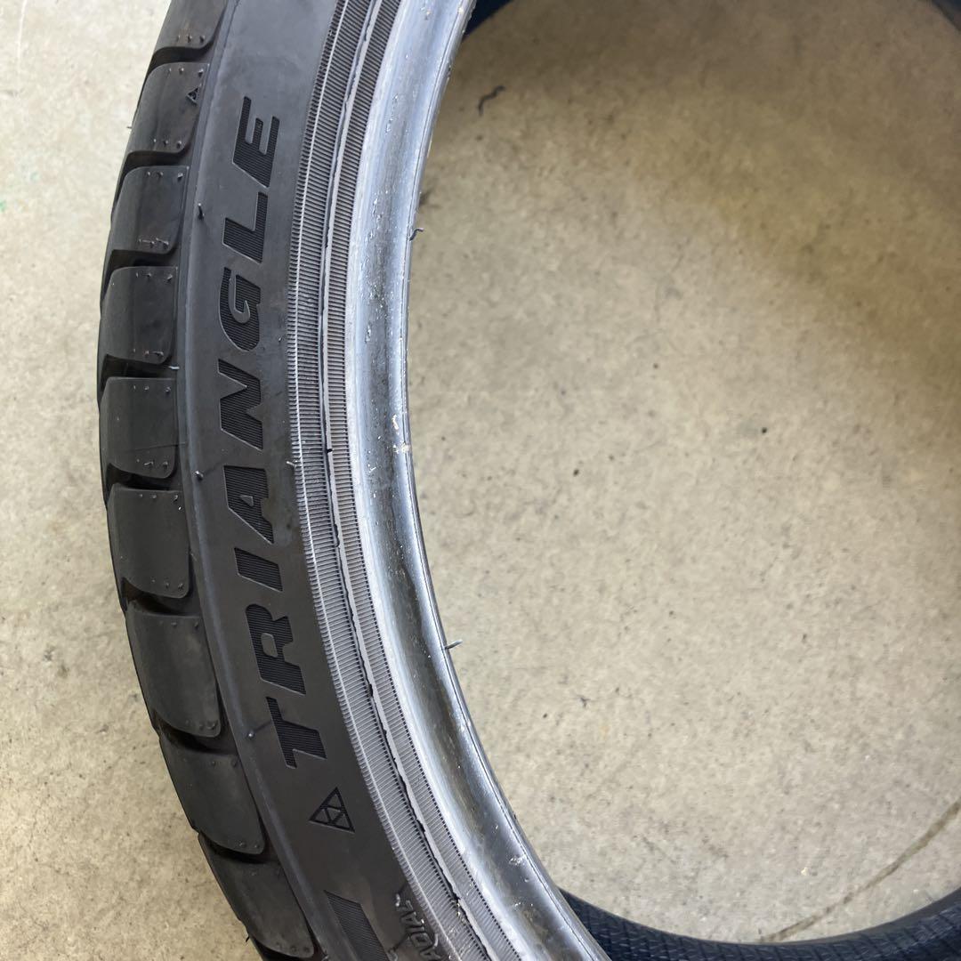 トライアングル　235/35R20 24年製 2本セット