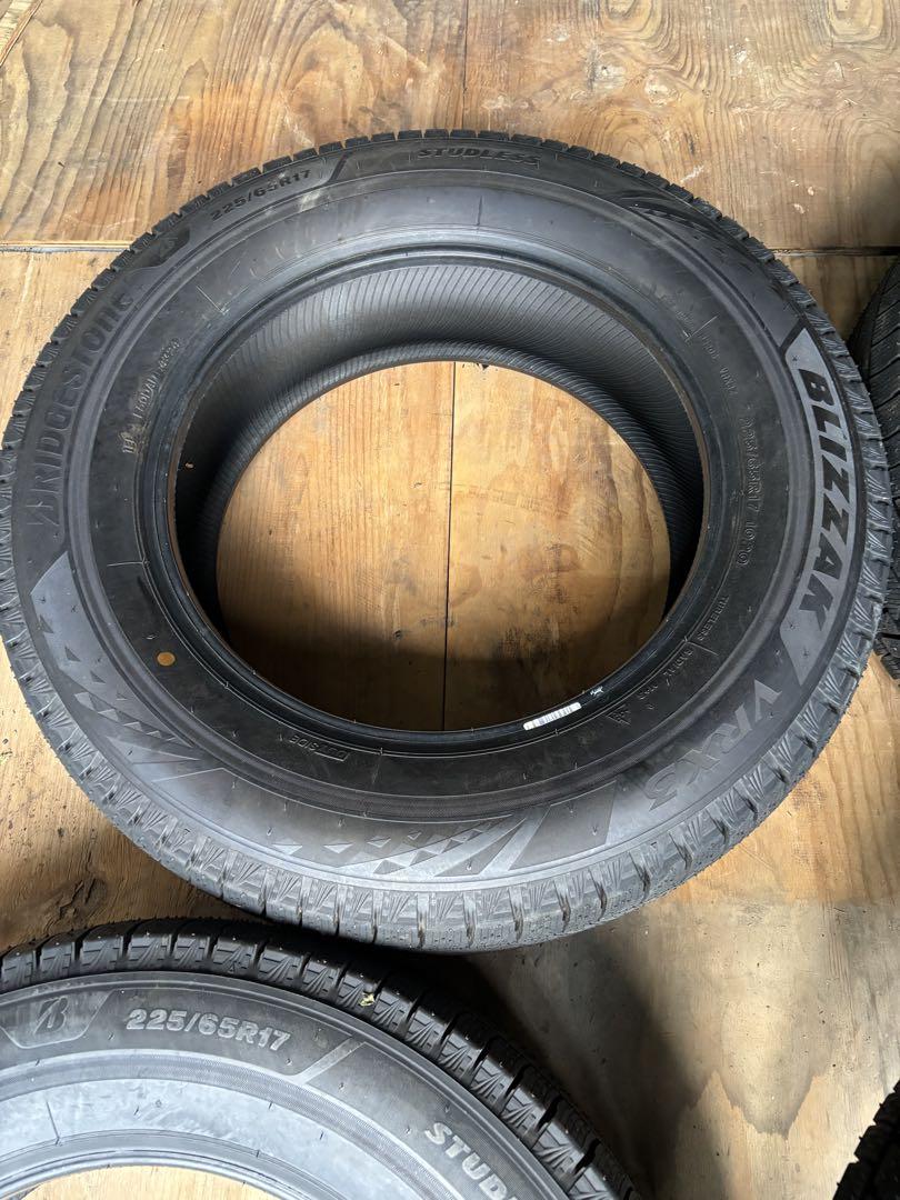 ヨップップ　225/65R17 スタッドレスタイヤ　ブリヂストン　VRX3
