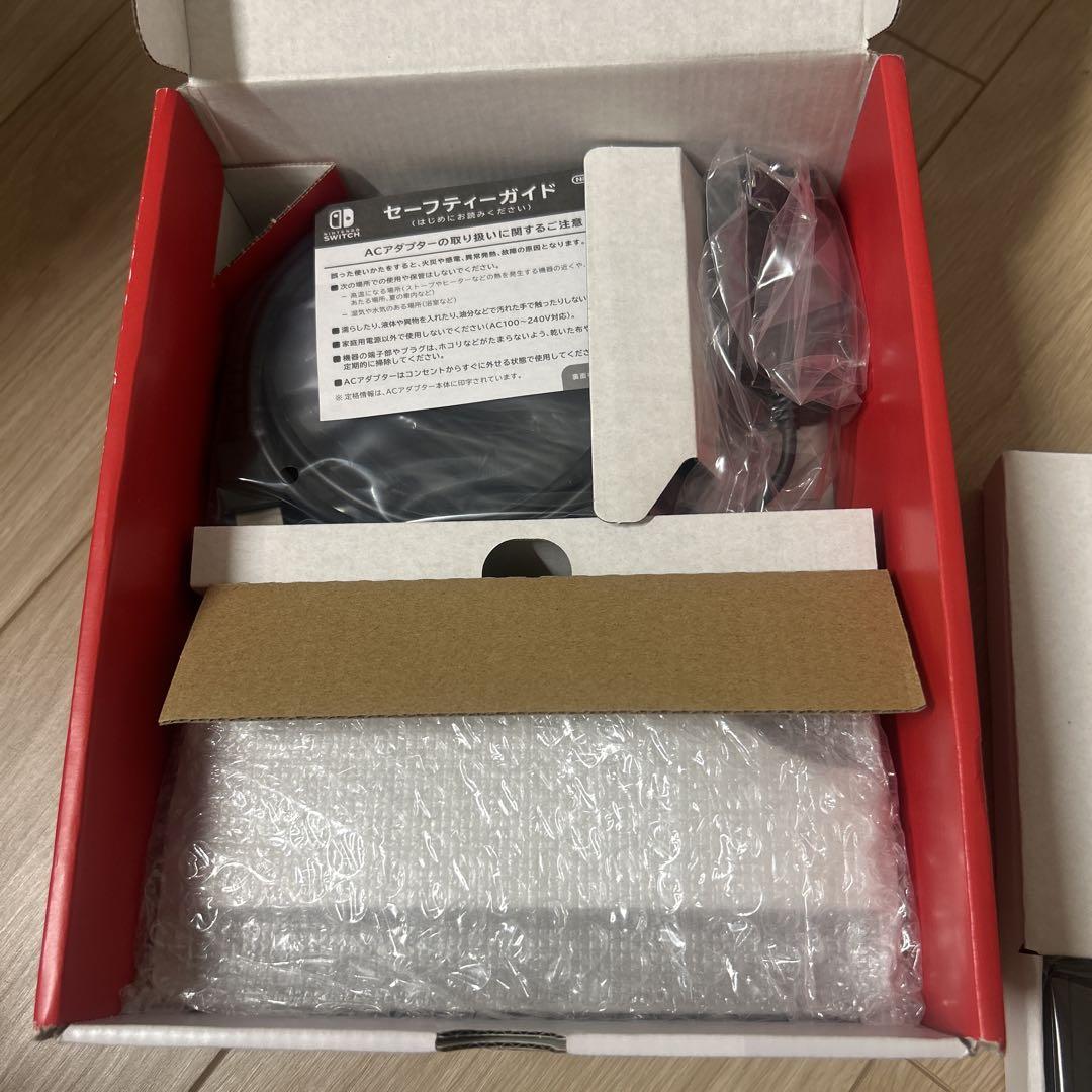 未使用！Nintendo Switch 有機ELモデル 本体
