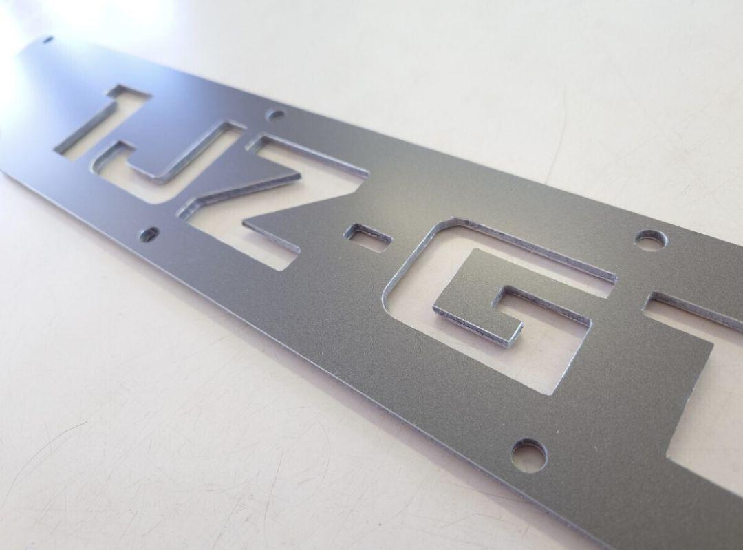 1JZ-GTE（vvt-iナシ）搭載エンジンのプラグカバー　ガンメタ