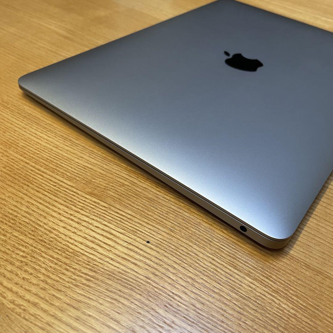 MacBook本体 Apple MacBook Air M1 2020