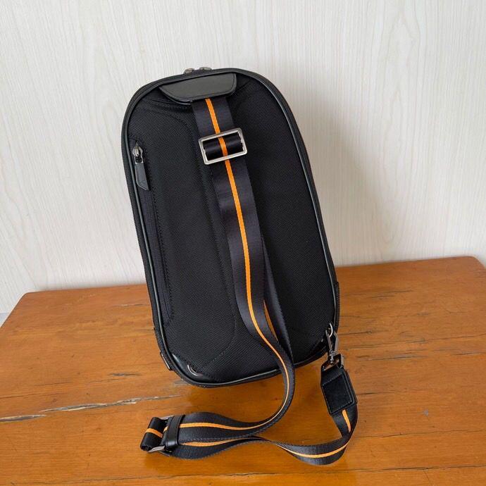 並行輸入品 アウトレット TUMI I MCLAREN トルク スリング