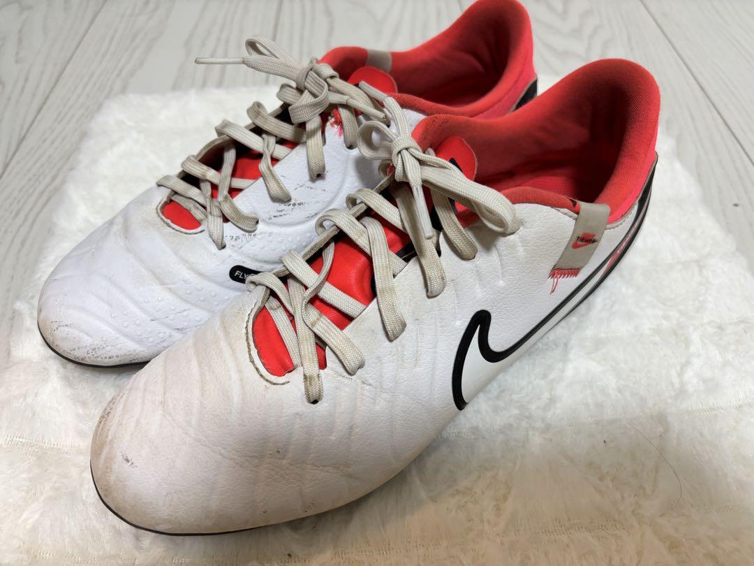 NIKE ティエンポ サッカー スパイクシューズ : ホワイト