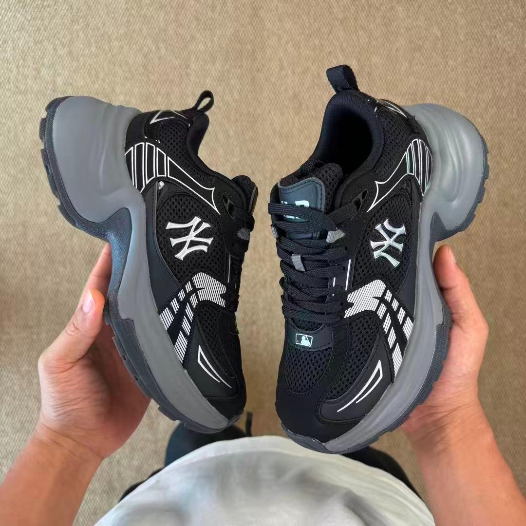 MLB Chunky スニーカー 24CM