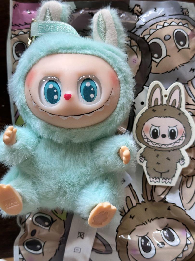 LABUBU ラブブぬいぐるみラテlatte THE MONSTERS - DRESS BE LATTE Vinyl Plush Doll | Designer