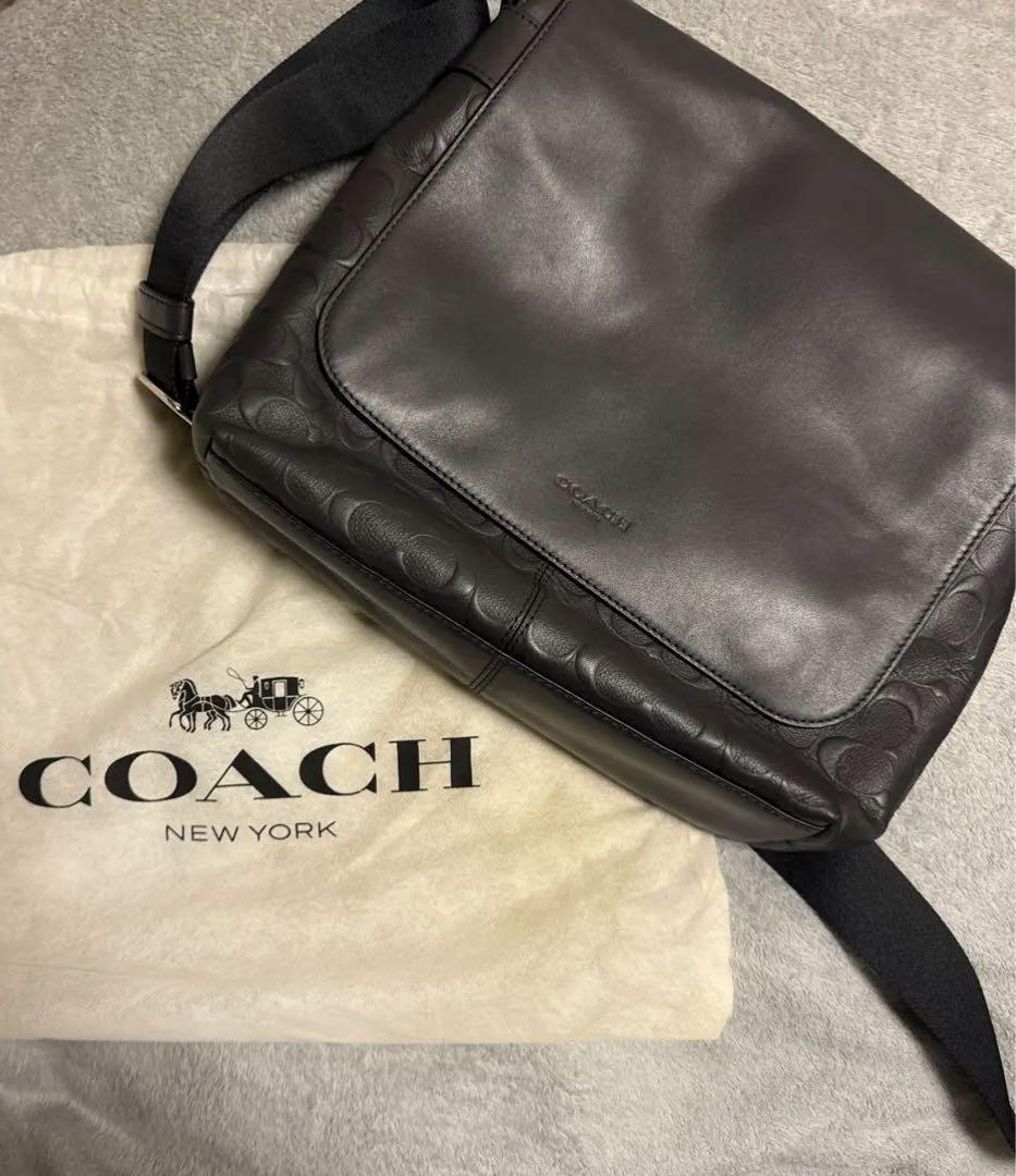 COACH ブラック 黒 レザー メッセンジャーバッグ