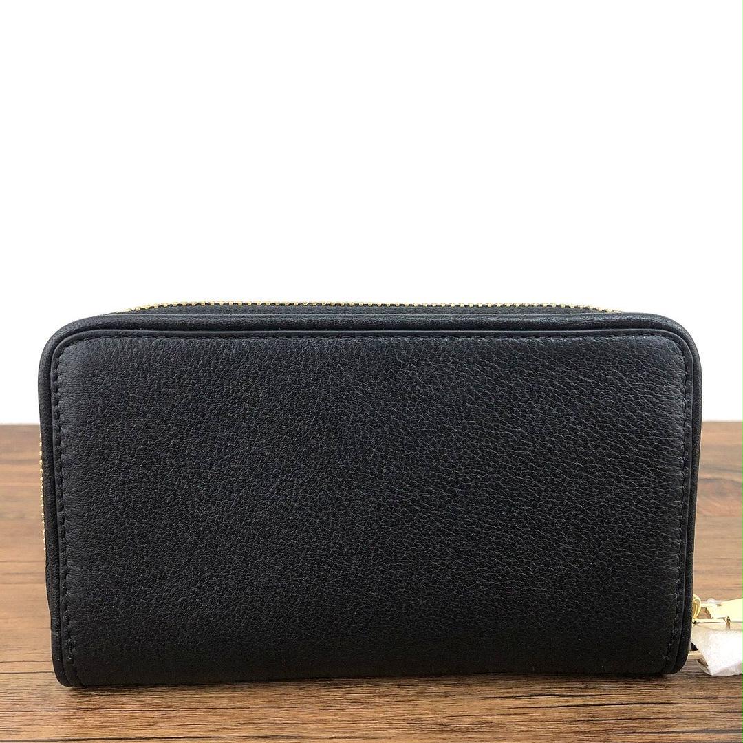 送料込み！ 未使用品 TORY BURCH ミディアムウォレット 449