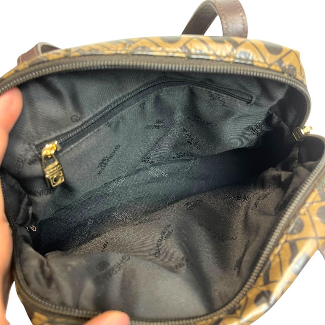 美品 GHERARDINI 2747 トートバッグ ソフティ ロゴ金具 ブラウン