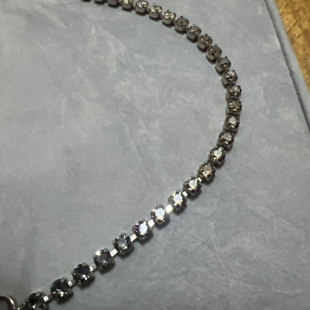Dior クリスタルネックレス シルバー調