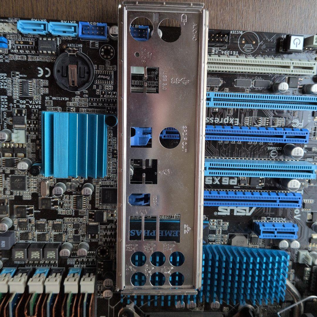自作PC マザーボードASUS P6X580-E (LGA1366ソケット) - メルカリ