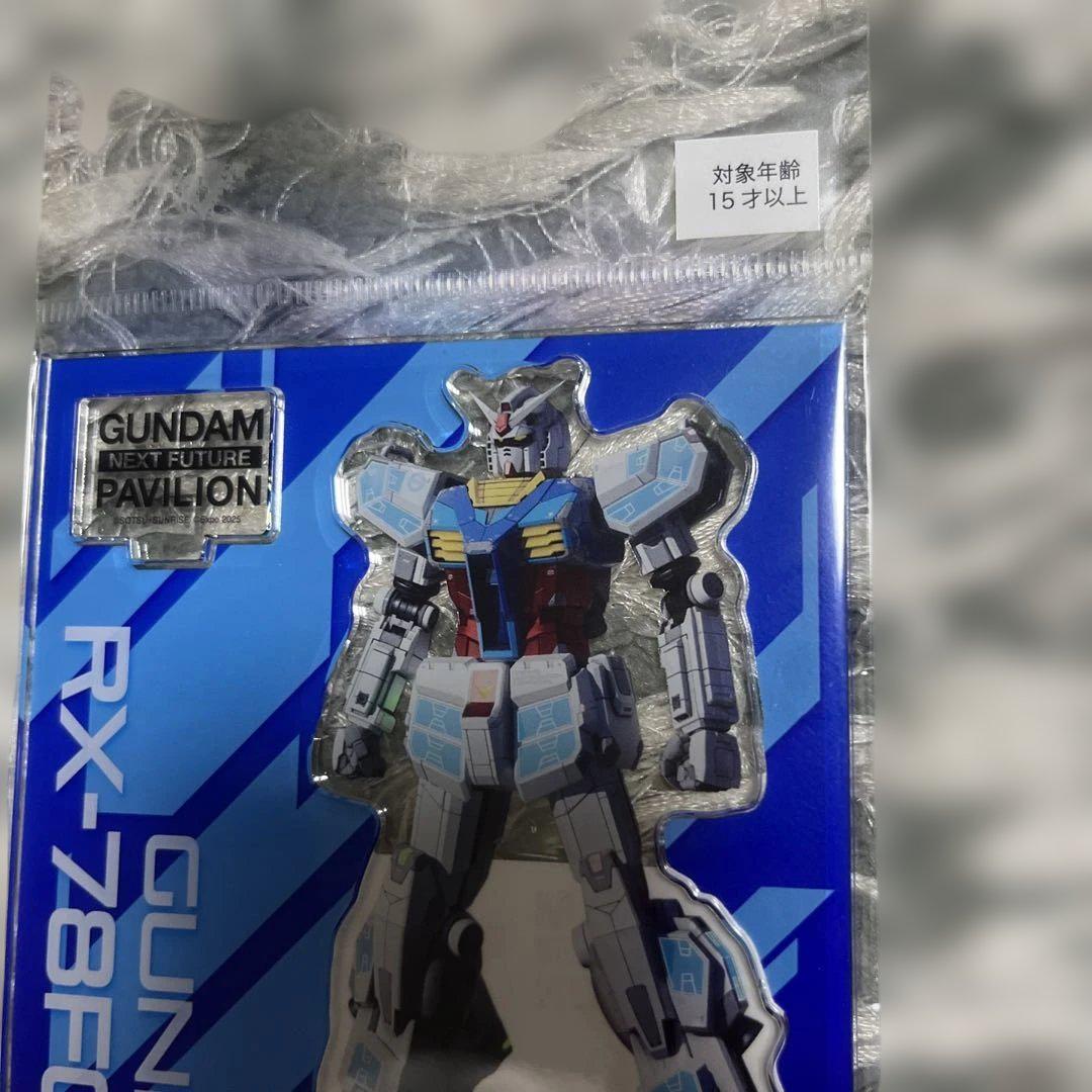 ガンダムパビリオン　アクキー&アクスタ　セット ガンダムパビリオン アクキー&アクスタ セット - メルカリ