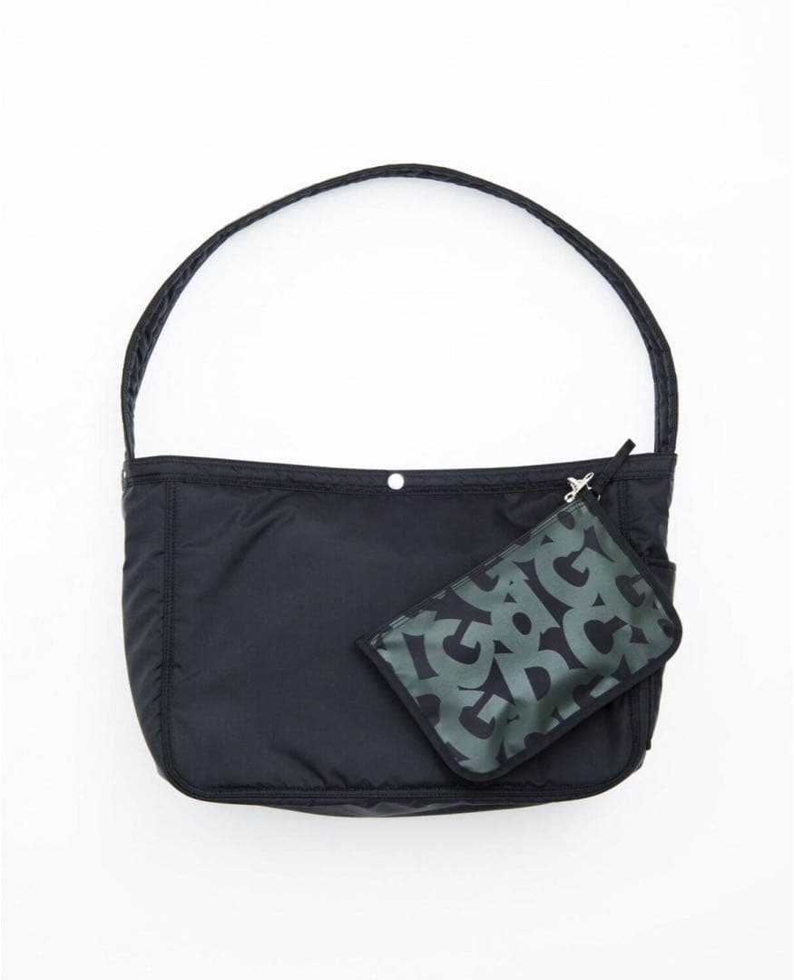 新宿伊勢丹 オープン コムデギャルソン ポーター 総柄 ショルダーバッグCOMME des GARCONS