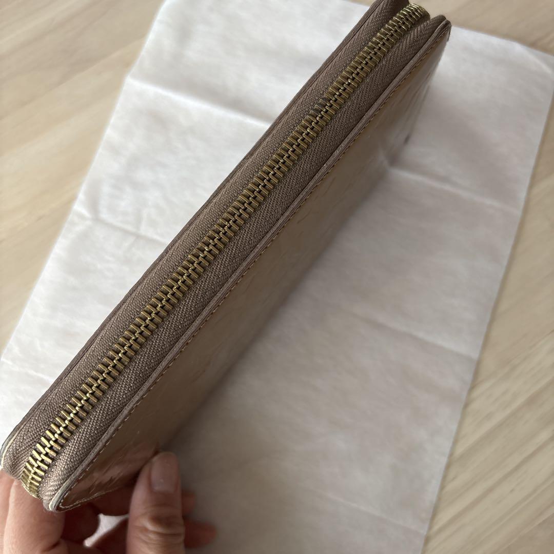 Louis Vuitton ゴールドレザー長財布