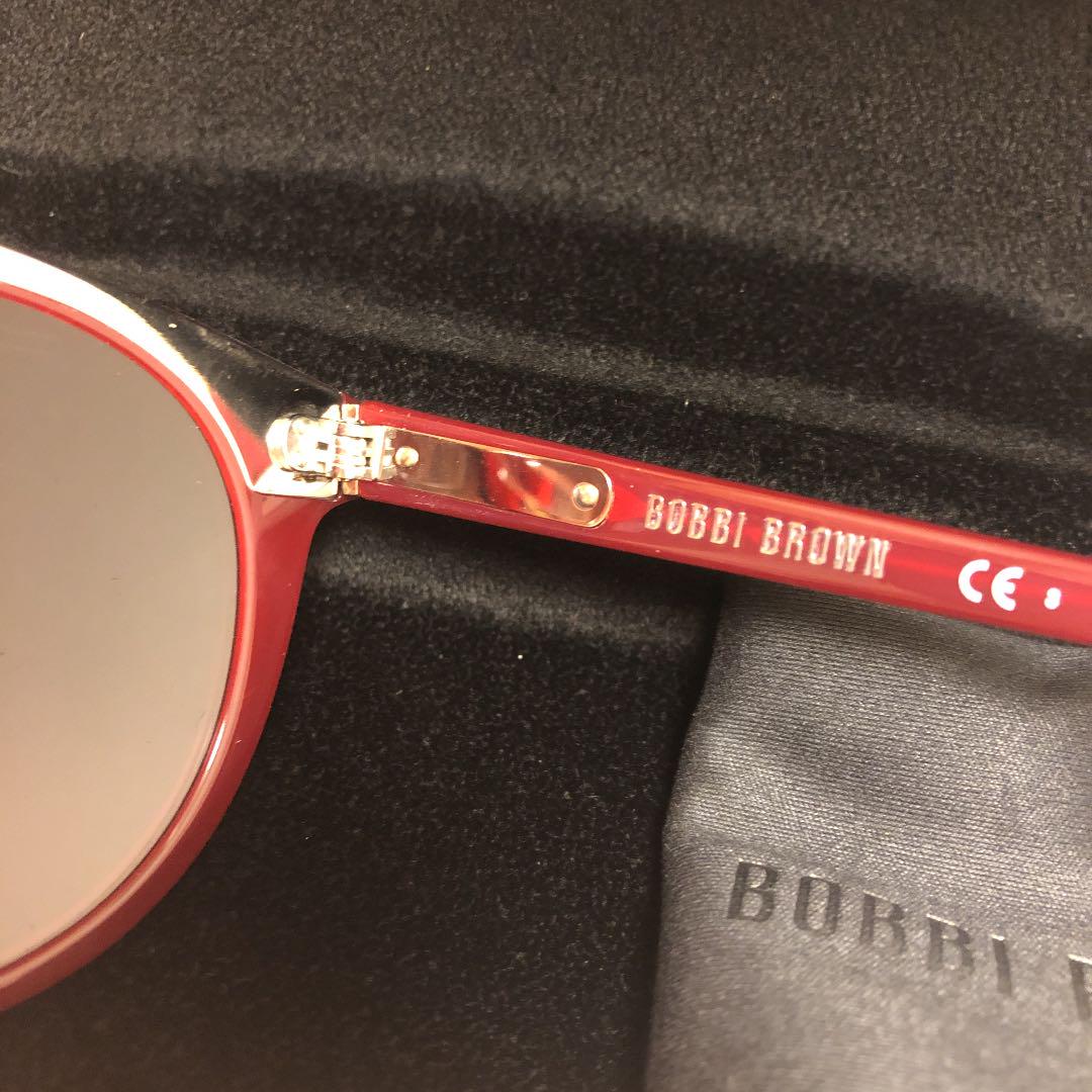 BOBBI BROWN
